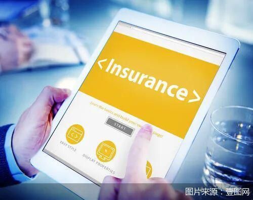 保障到位才能挥桨！龙舟竞渡如何拴牢水上“保险	”绳？